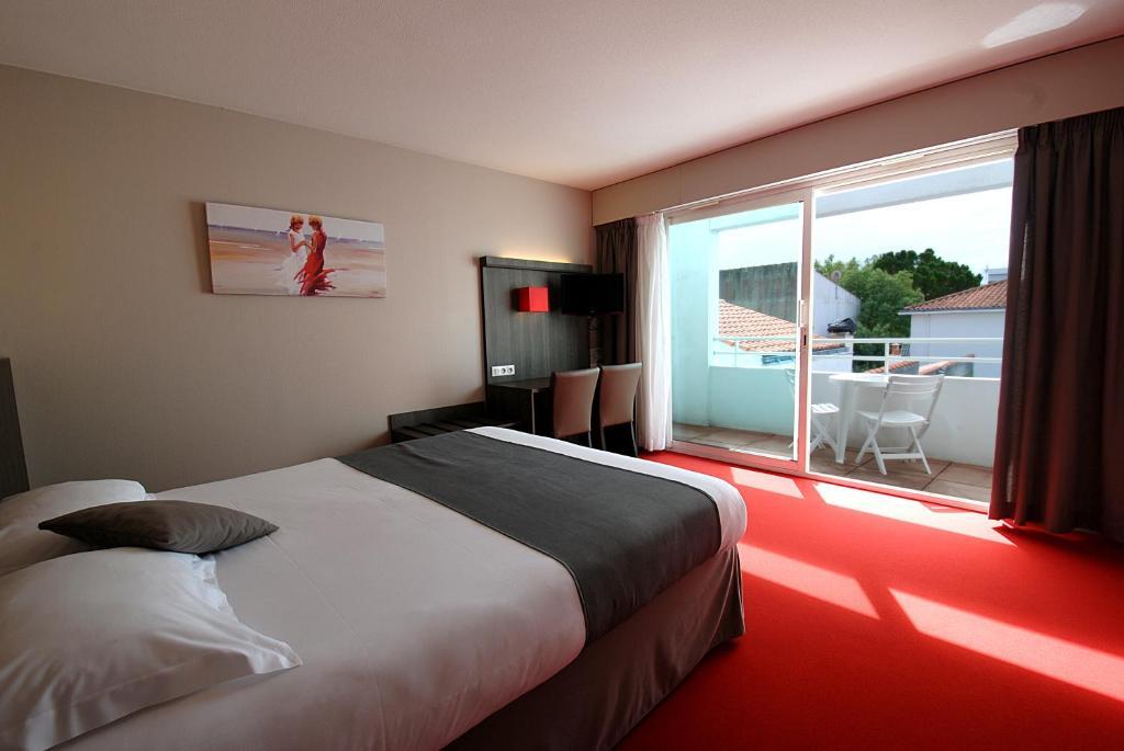 Le Robinson Hotel Saint-Jean-de-Monts Exterior foto